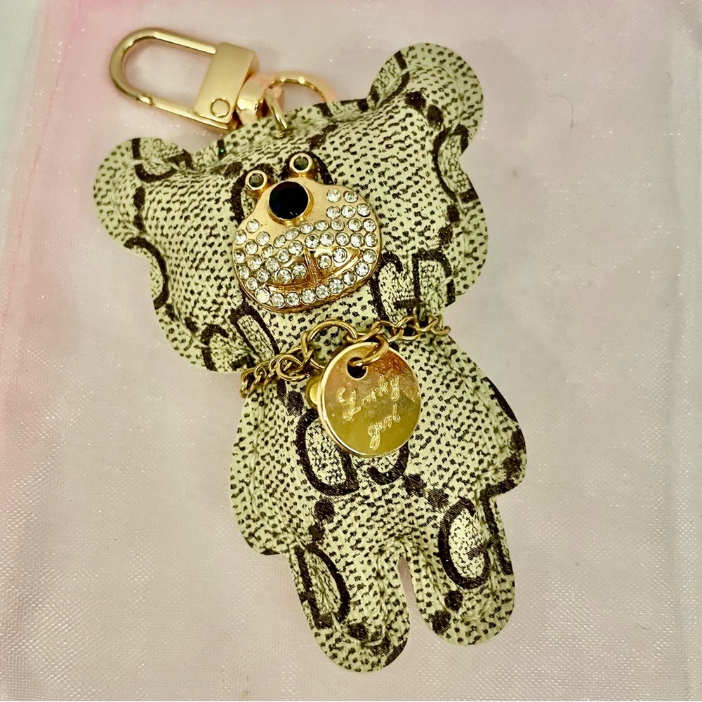 Bag Charm- Crystal Face Fashion Bear Keychain/Bag Charm in Beige Logo Print,NWOT - Picture 2 of 8
